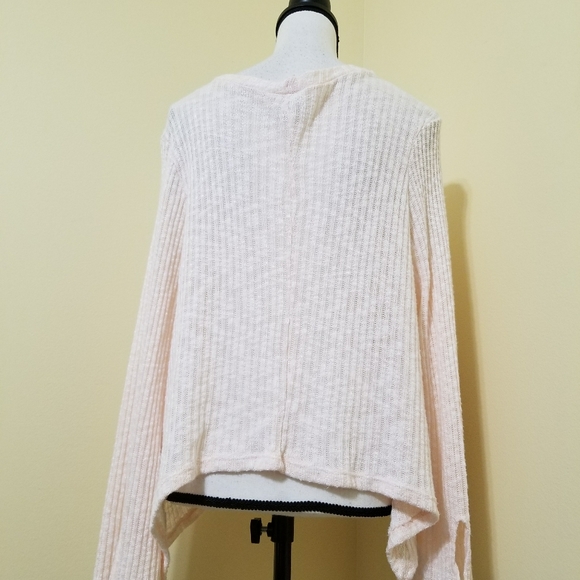 Sweater - Picture 4 of 6